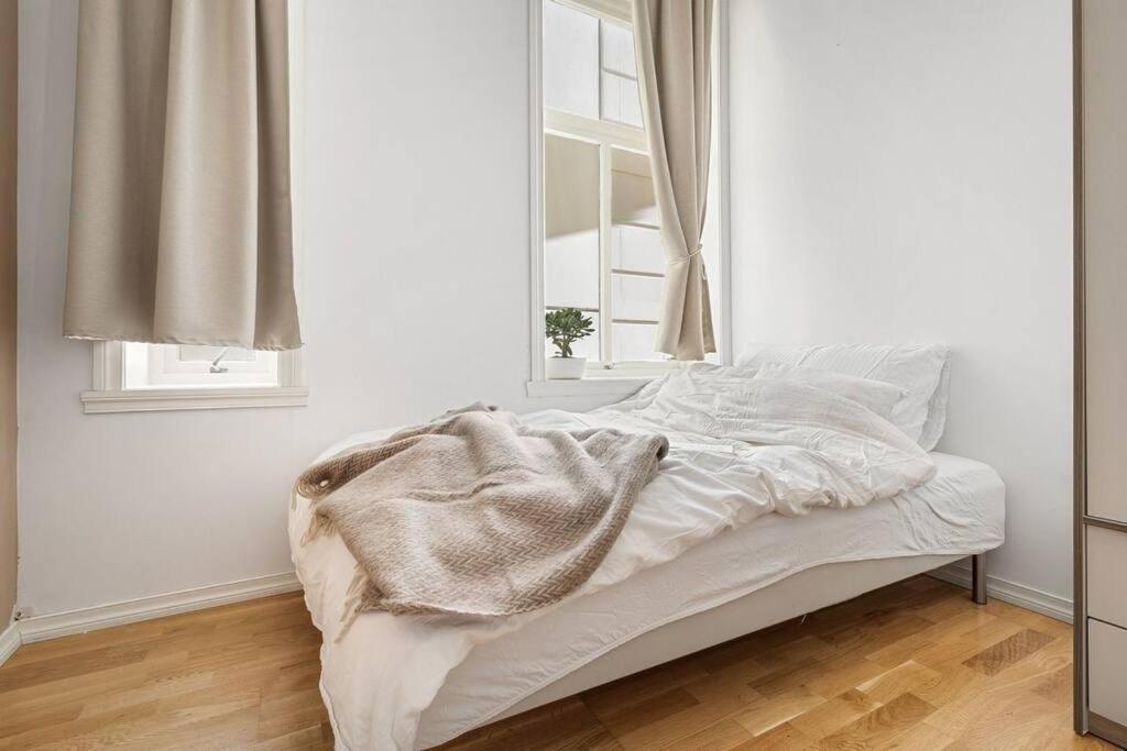 Luxurious Retreat In The Middle Of City Center Берген Экстерьер фото